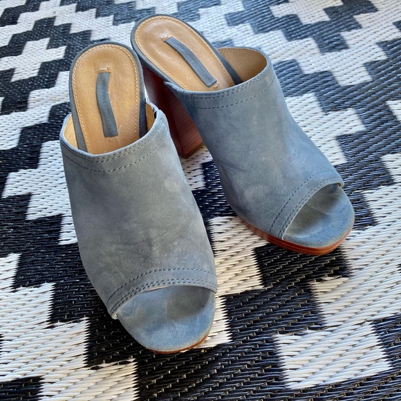 Frye Karissa Mule Open Toe Blue Suede Heels - Picture 3 of 4
